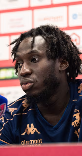 Junior Sambia en conf