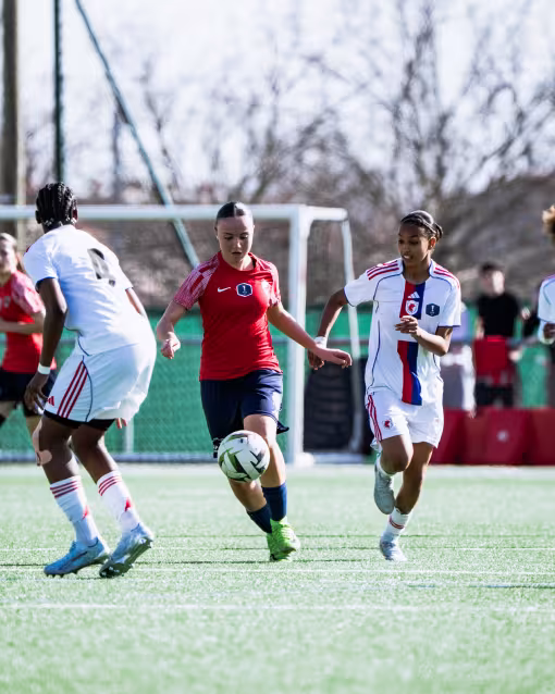 joueuse en match contre l'OL