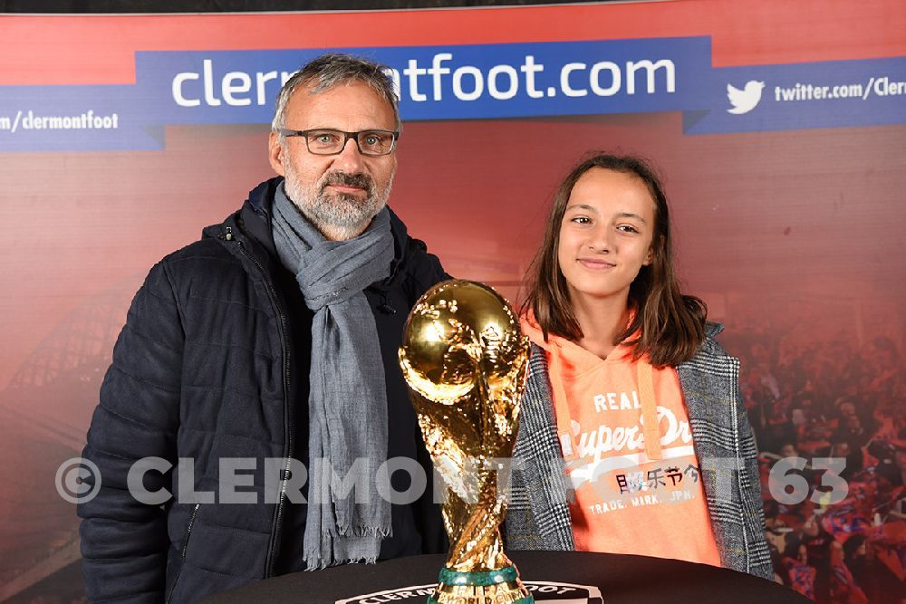 Vos photos avec la Coupe du Monde