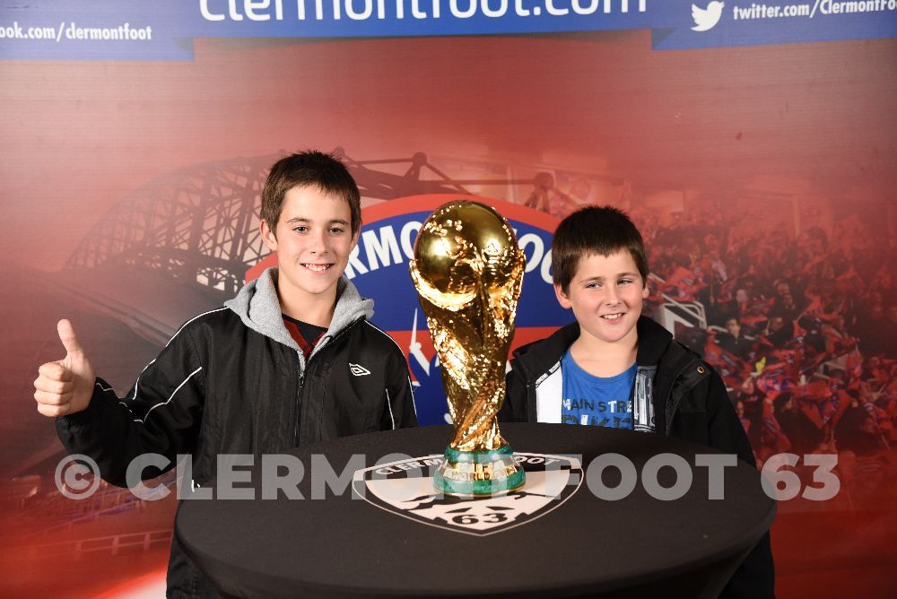 Vos photos avec la Coupe du Monde