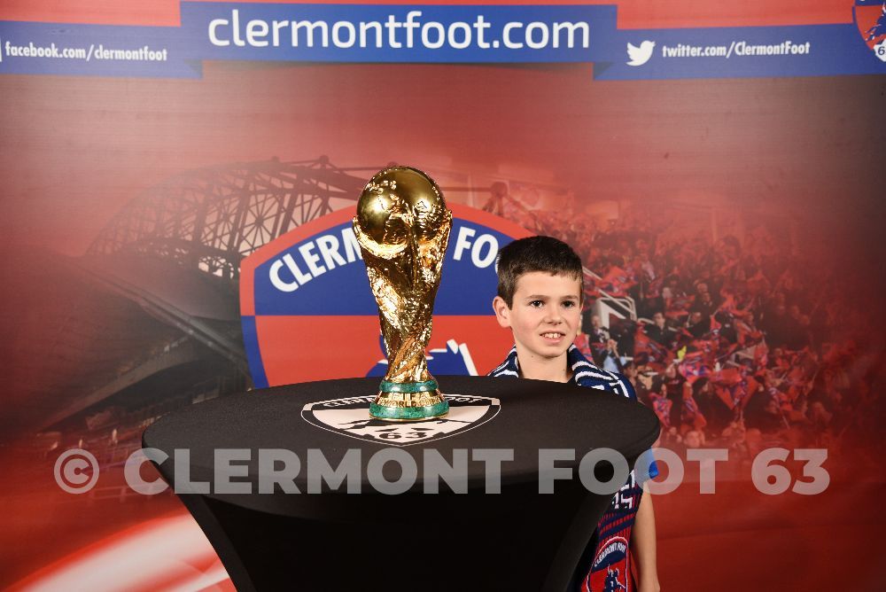 Vos photos avec la Coupe du Monde