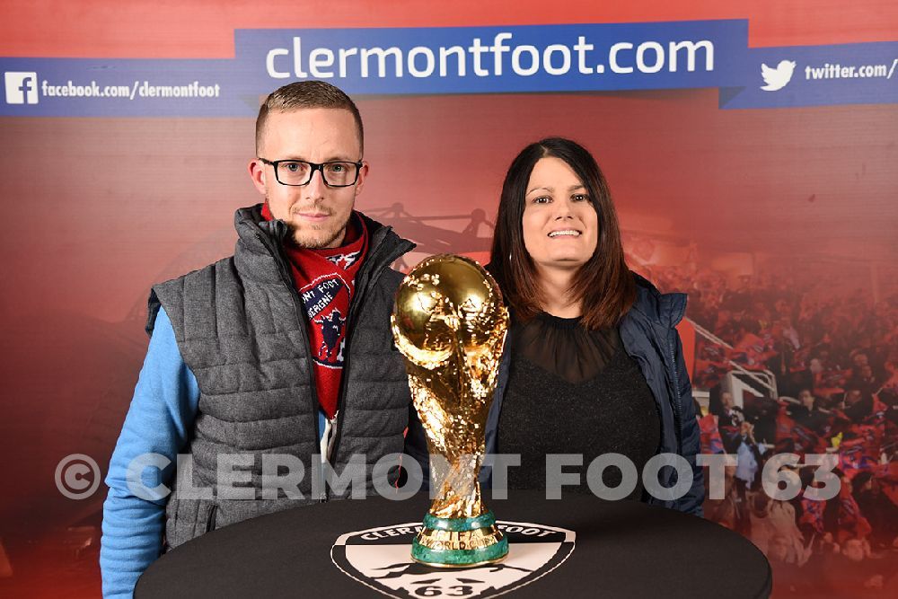Vos photos avec la Coupe du Monde