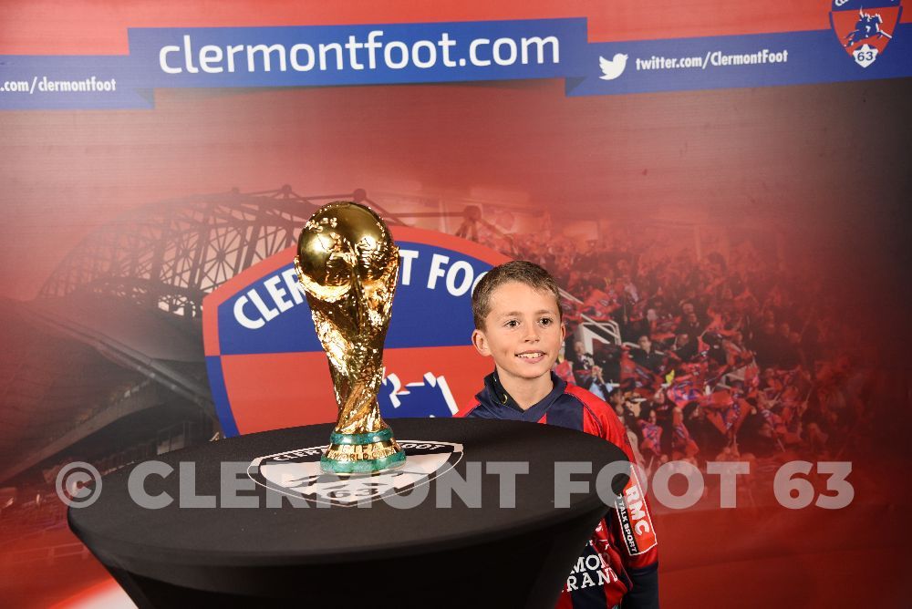 Vos photos avec la Coupe du Monde