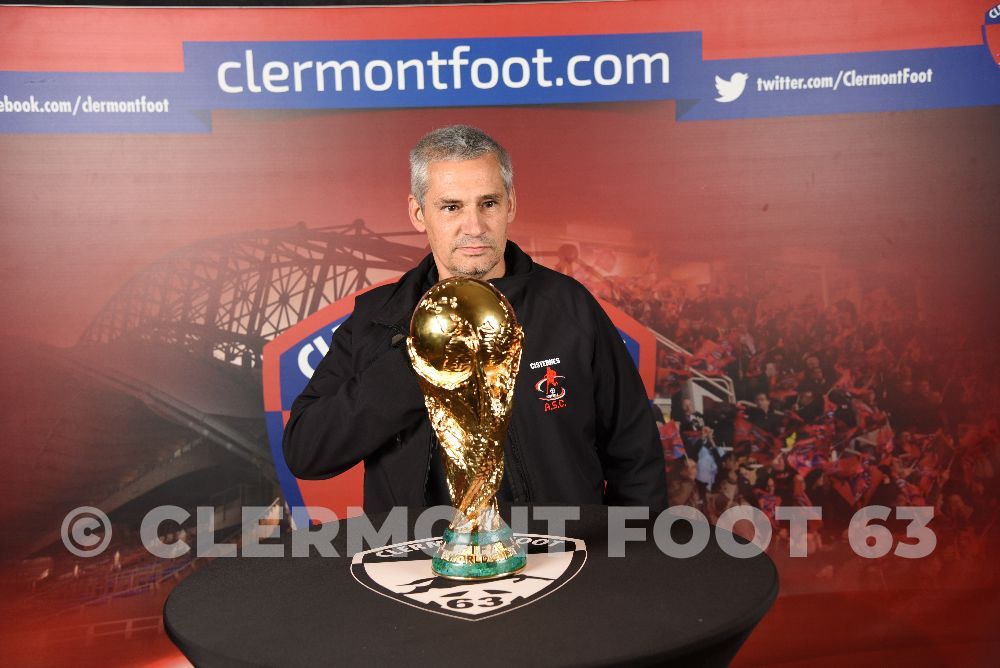 Vos photos avec la Coupe du Monde