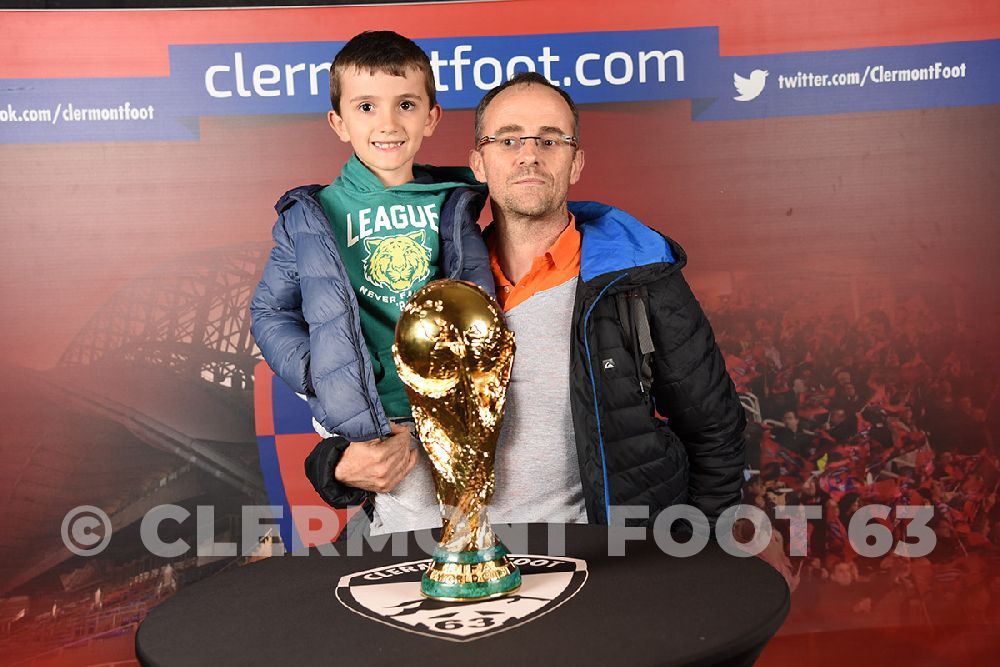 Vos photos avec la Coupe du Monde