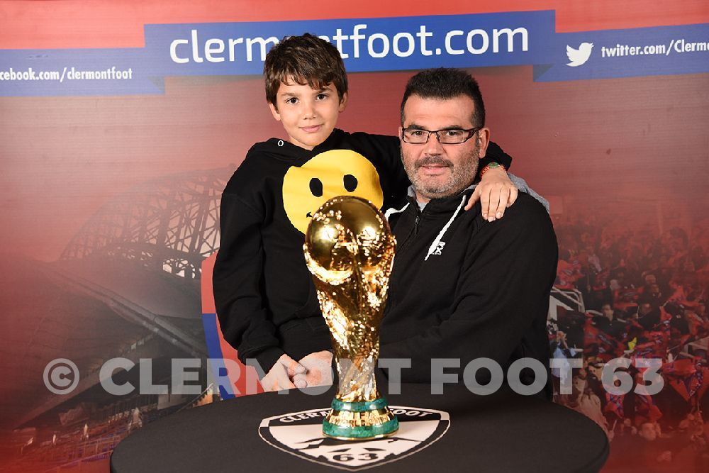 Vos photos avec la Coupe du Monde