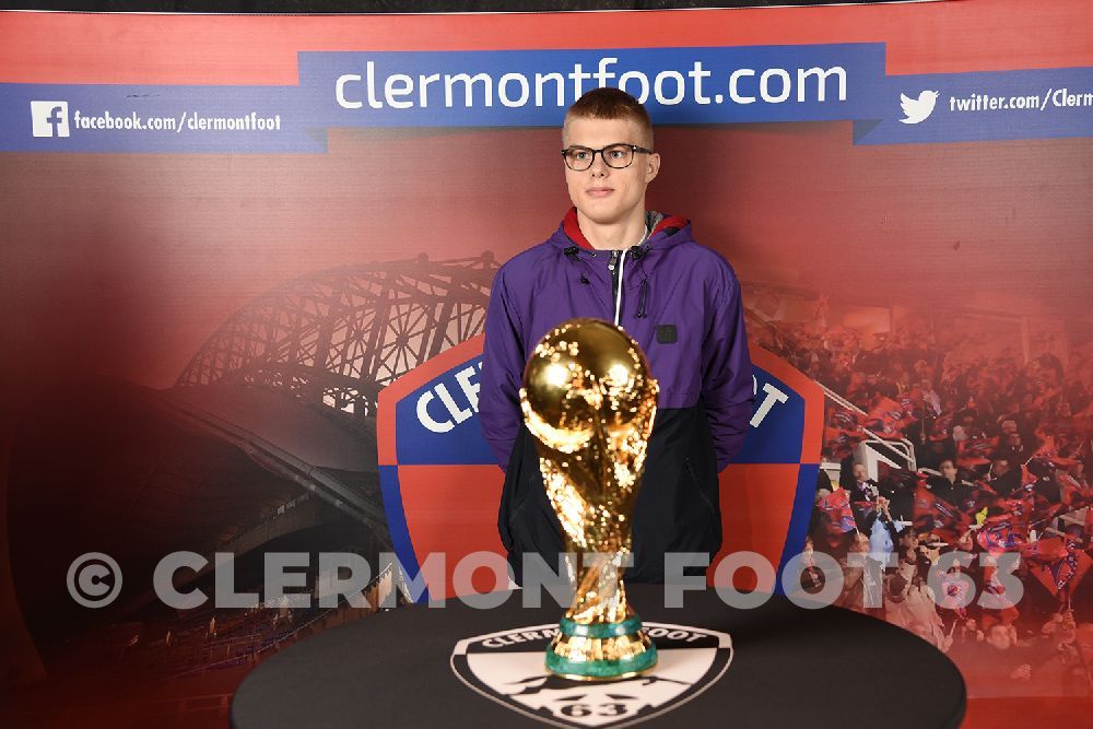 Vos photos avec la Coupe du Monde
