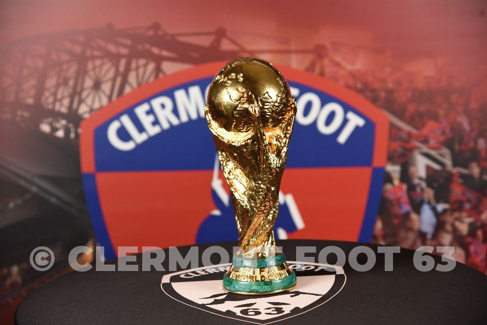 Vos photos avec la Coupe du Monde