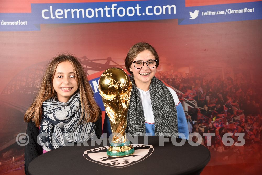 Vos photos avec la Coupe du Monde