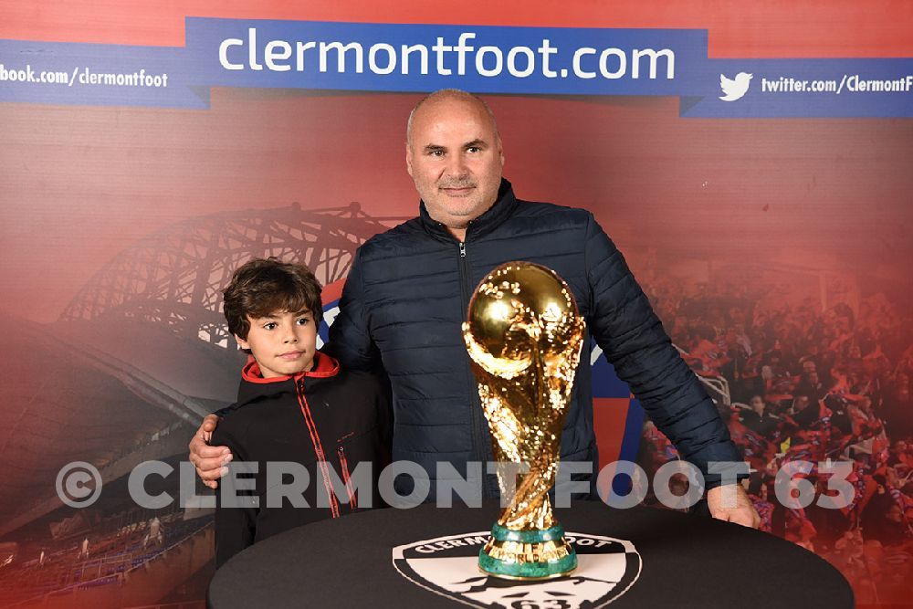 Vos photos avec la Coupe du Monde