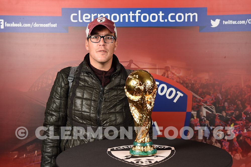 Vos photos avec la Coupe du Monde
