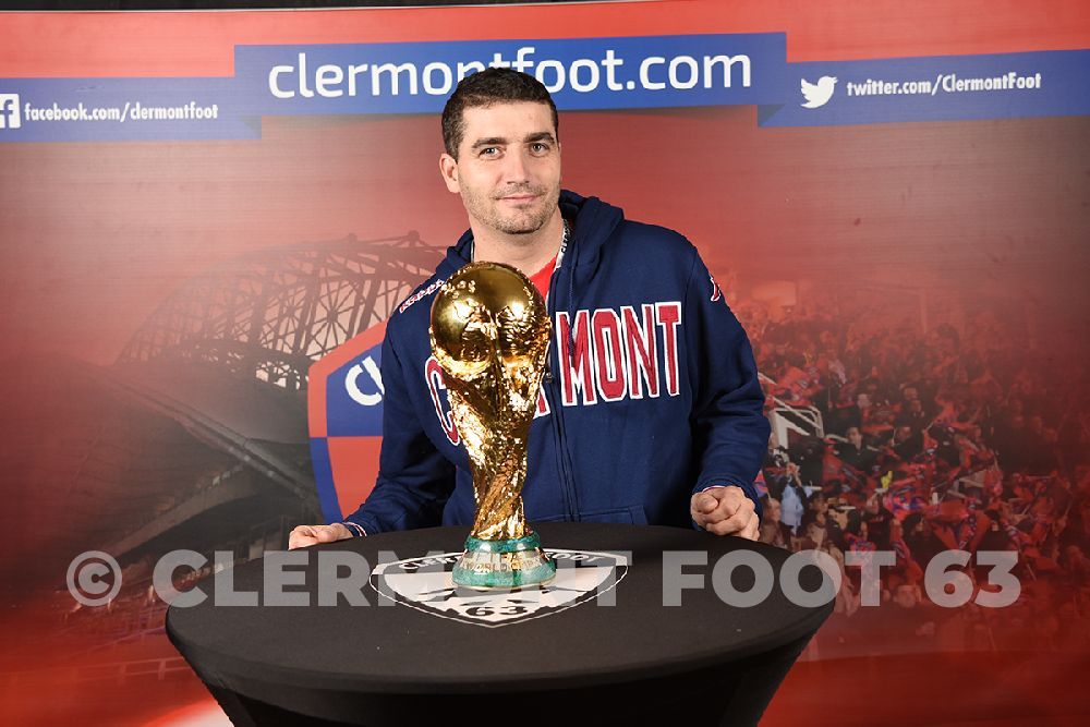 Vos photos avec la Coupe du Monde