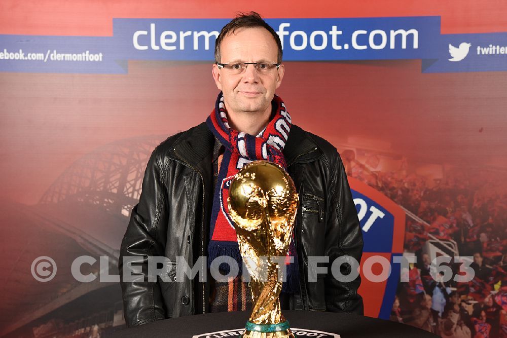 Vos photos avec la Coupe du Monde