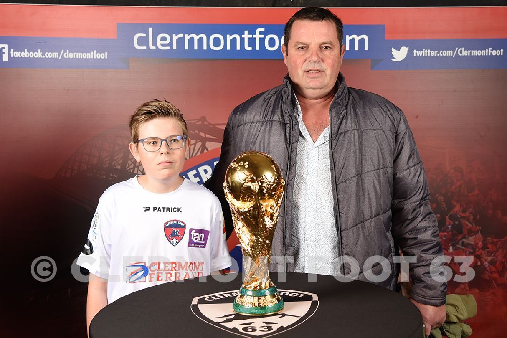 Vos photos avec la Coupe du Monde