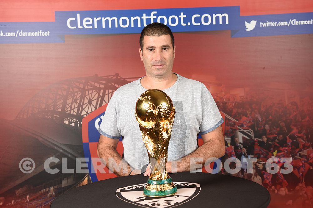 Vos photos avec la Coupe du Monde