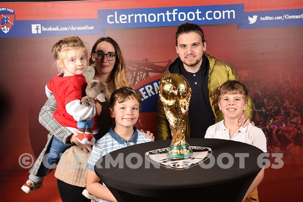 Vos photos avec la Coupe du Monde