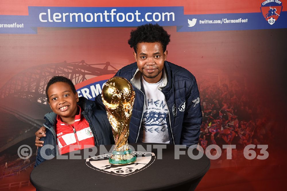 Vos photos avec la Coupe du Monde