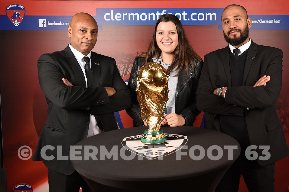 Vos photos avec la Coupe du Monde