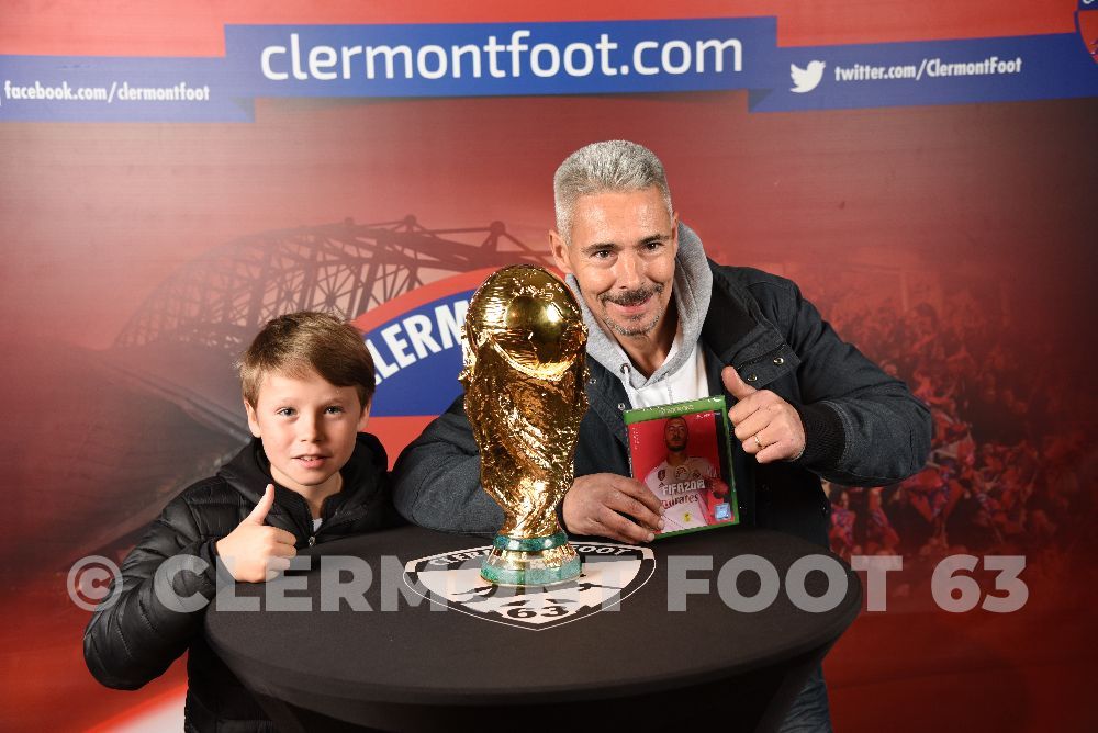 Vos photos avec la Coupe du Monde