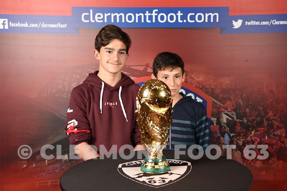 Vos photos avec la Coupe du Monde