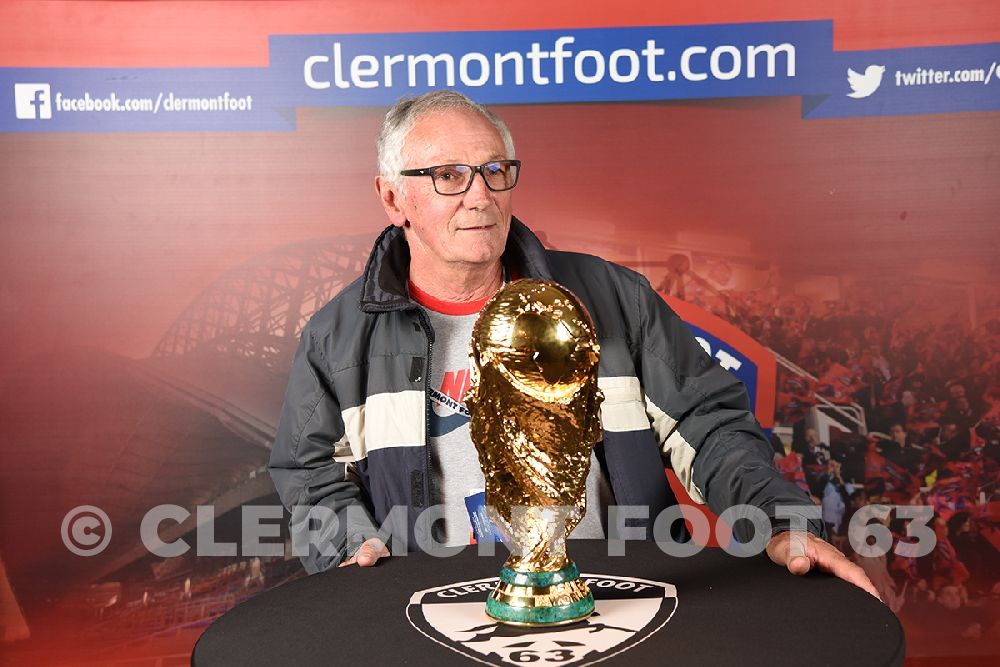 Vos photos avec la Coupe du Monde