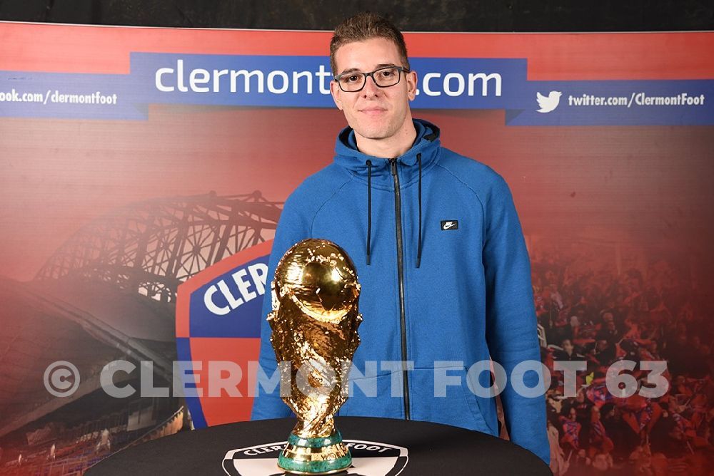 Vos photos avec la Coupe du Monde