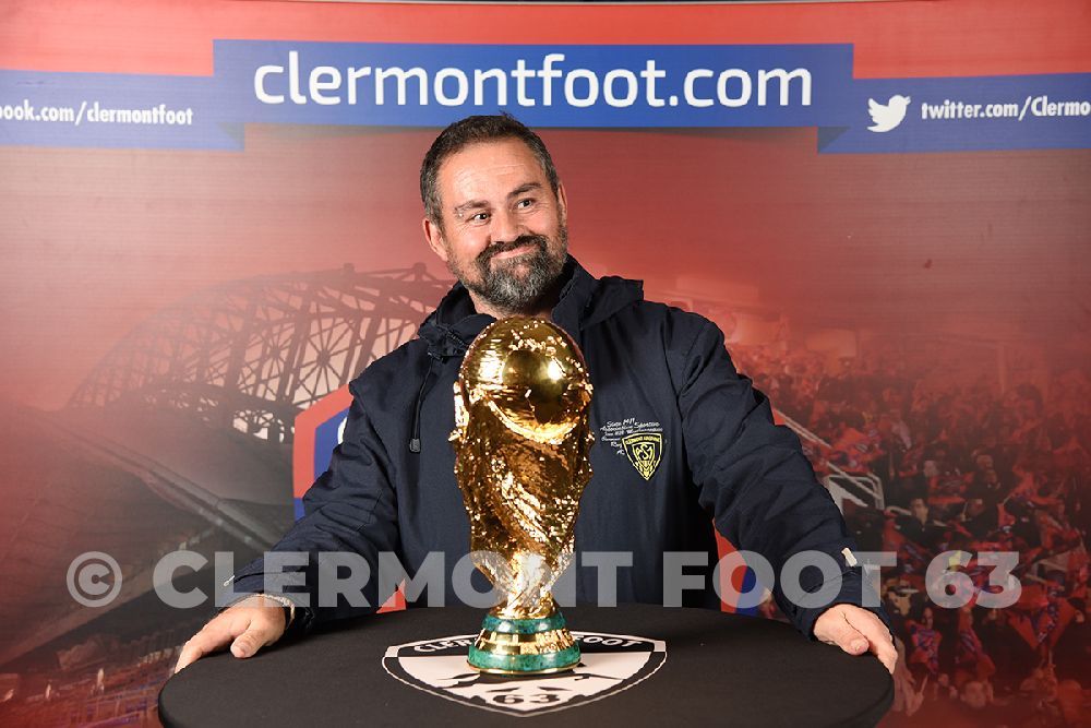 Vos photos avec la Coupe du Monde