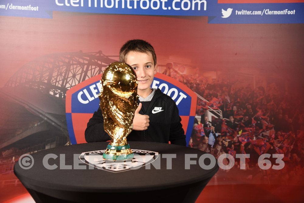 Vos photos avec la Coupe du Monde