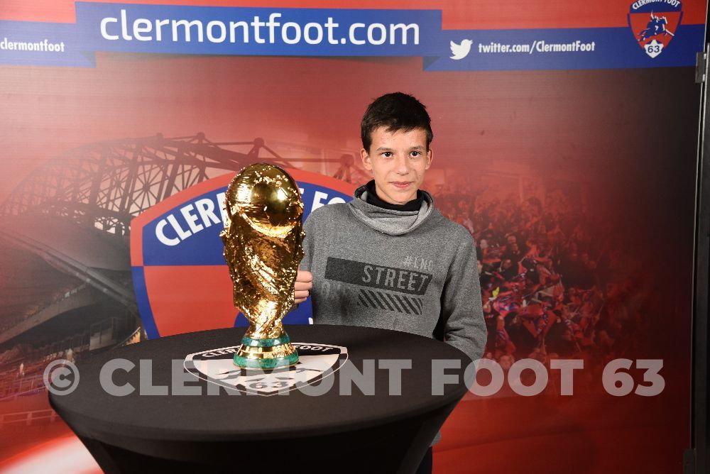 Vos photos avec la Coupe du Monde