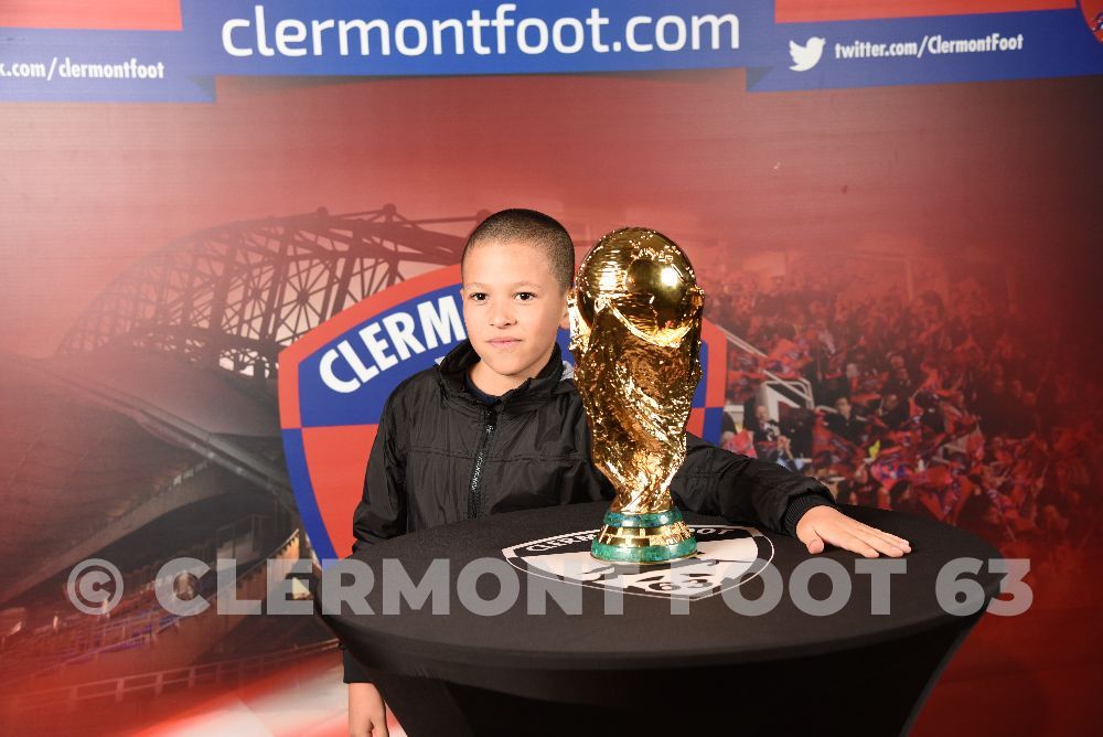 Vos photos avec la Coupe du Monde
