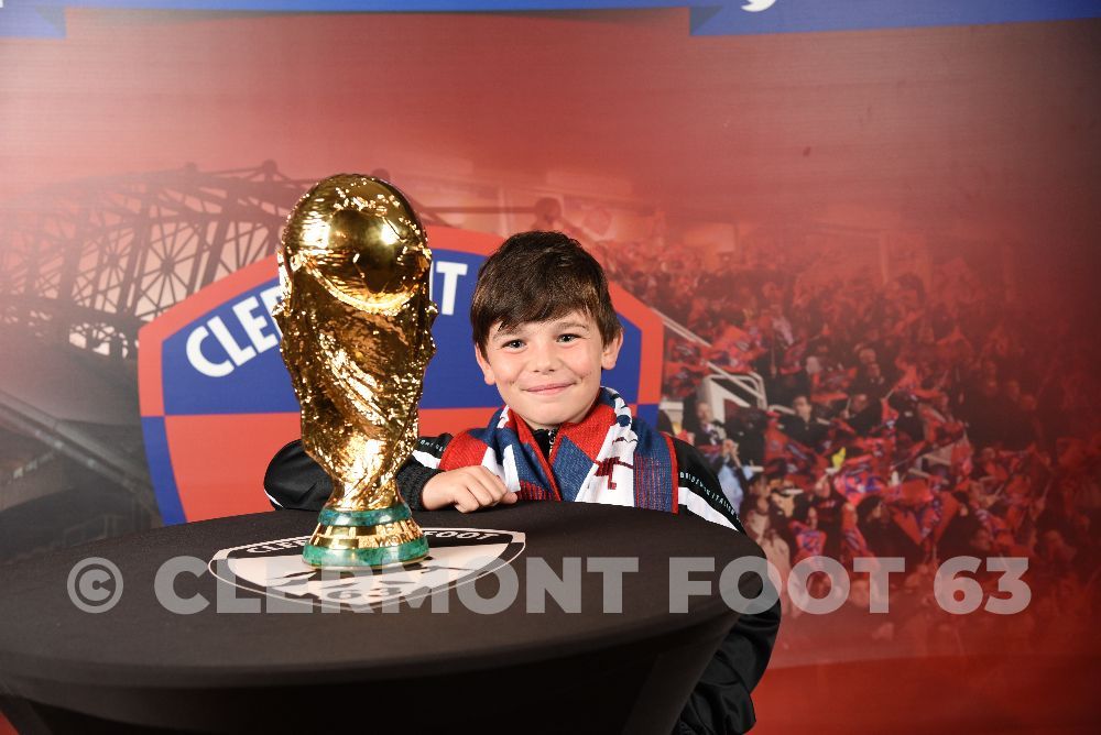 Vos photos avec la Coupe du Monde
