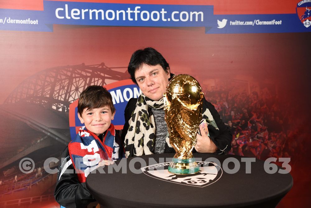 Vos photos avec la Coupe du Monde