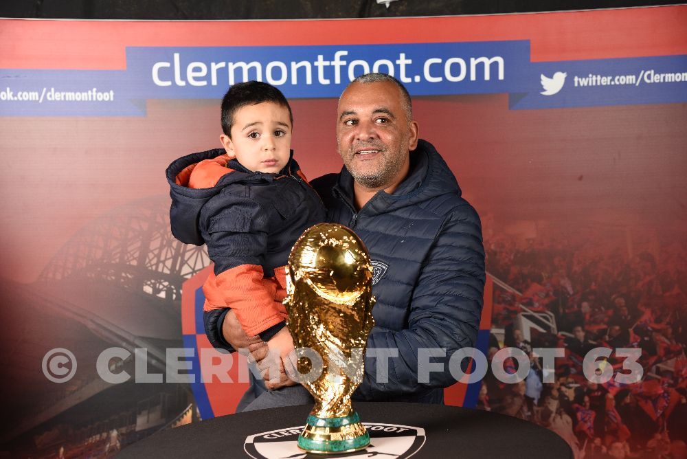 Vos photos avec la Coupe du Monde