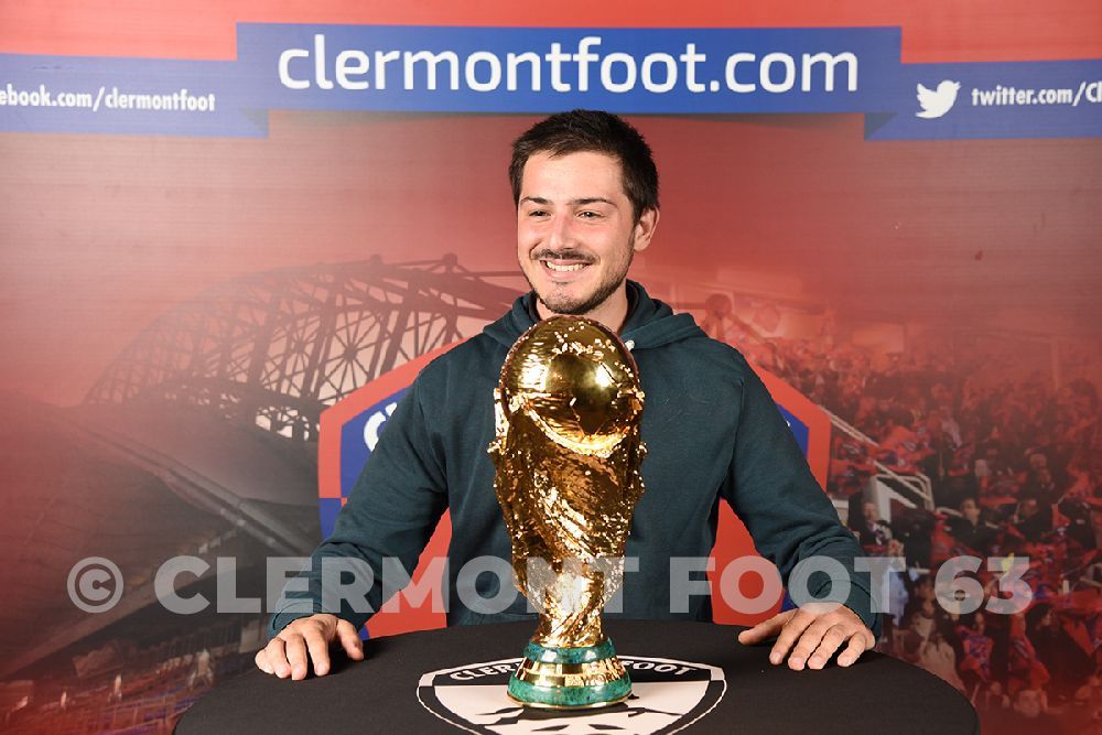 Vos photos avec la Coupe du Monde