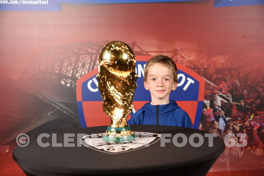Vos photos avec la Coupe du Monde