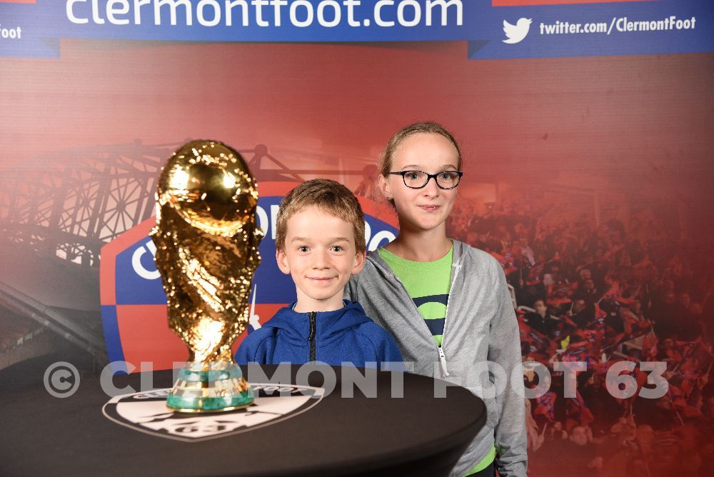 Vos photos avec la Coupe du Monde