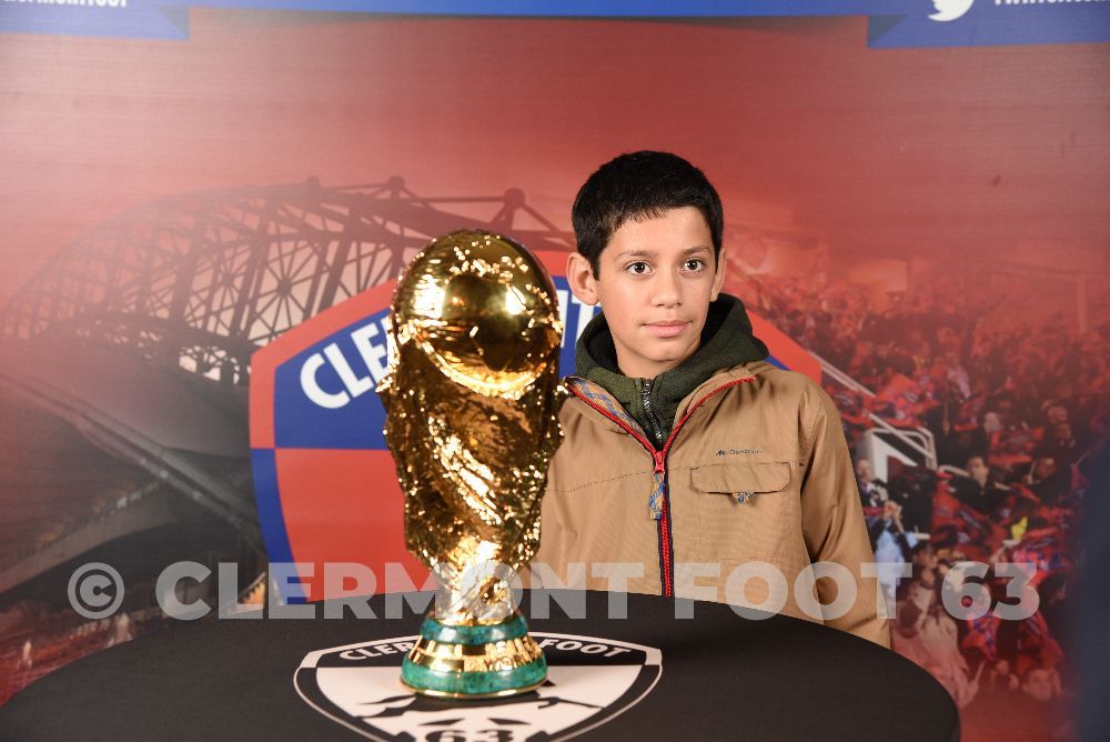 Vos photos avec la Coupe du Monde