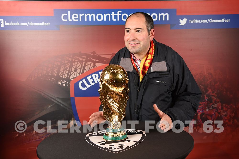 Vos photos avec la Coupe du Monde