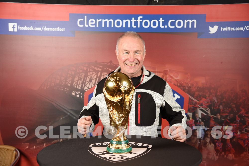 Vos photos avec la Coupe du Monde