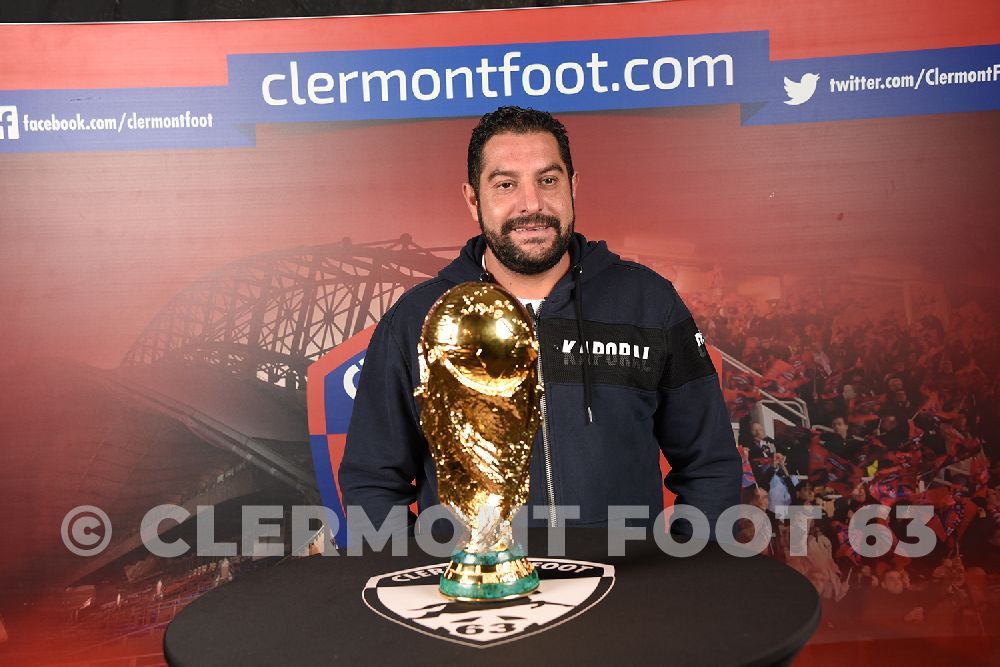 Vos photos avec la Coupe du Monde