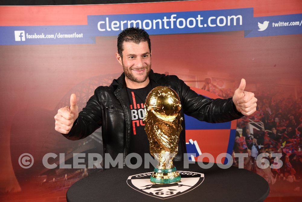 Vos photos avec la Coupe du Monde
