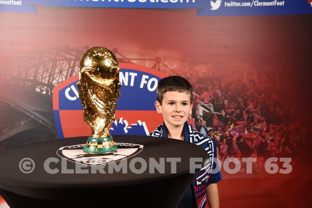Vos photos avec la Coupe du Monde