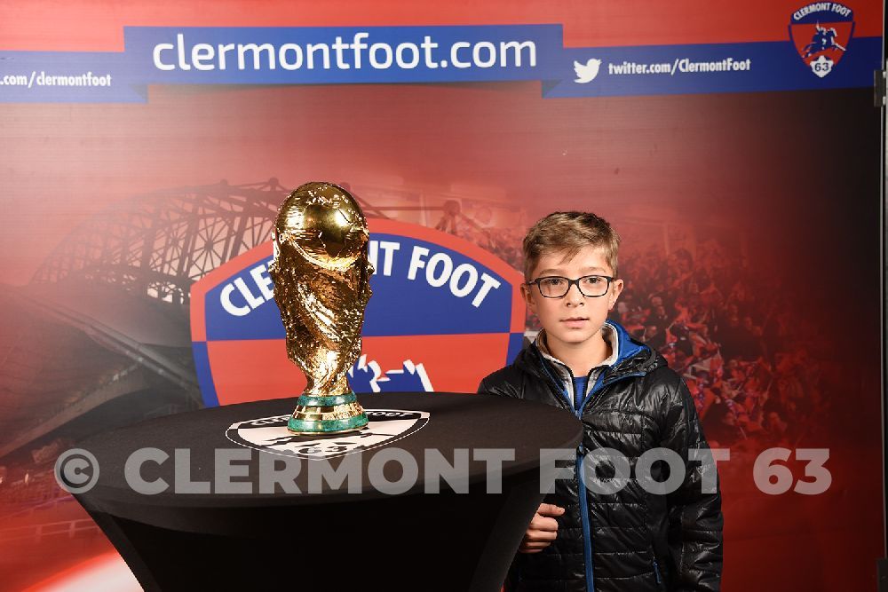 Vos photos avec la Coupe du Monde