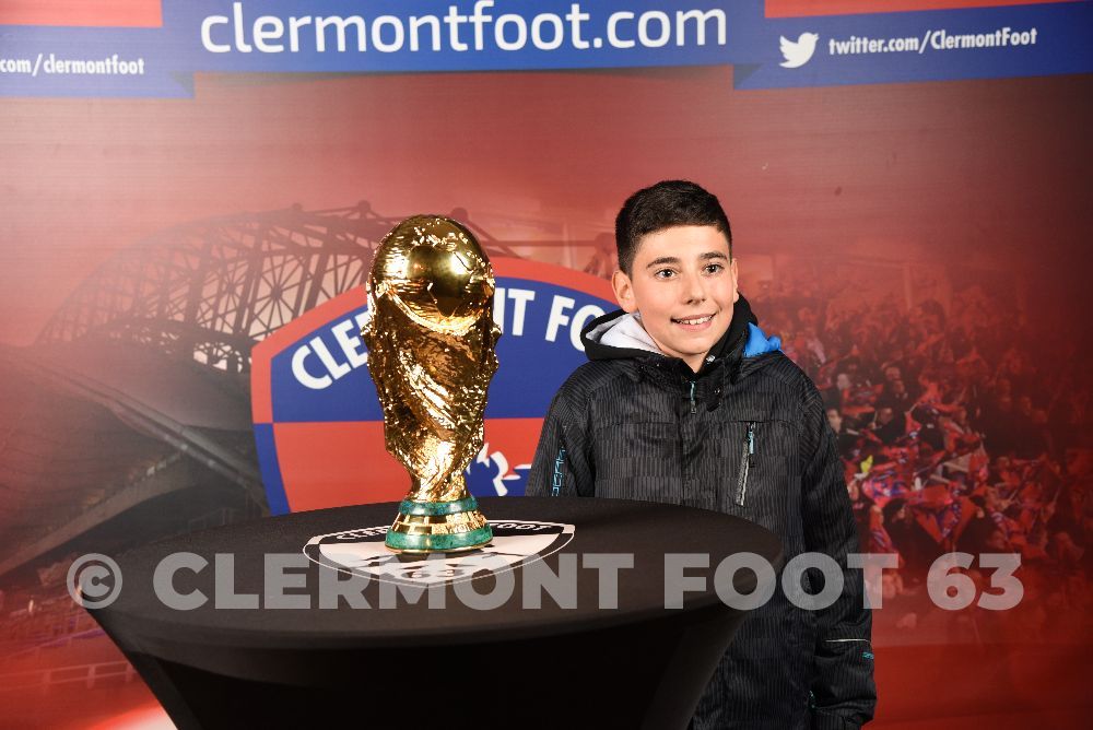 Vos photos avec la Coupe du Monde