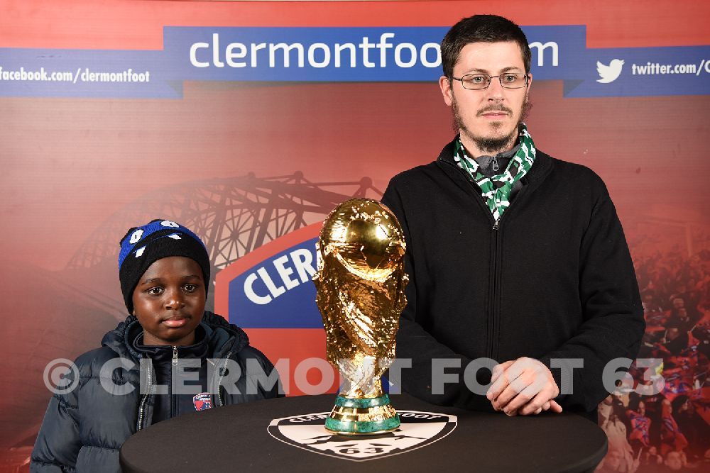 Vos photos avec la Coupe du Monde