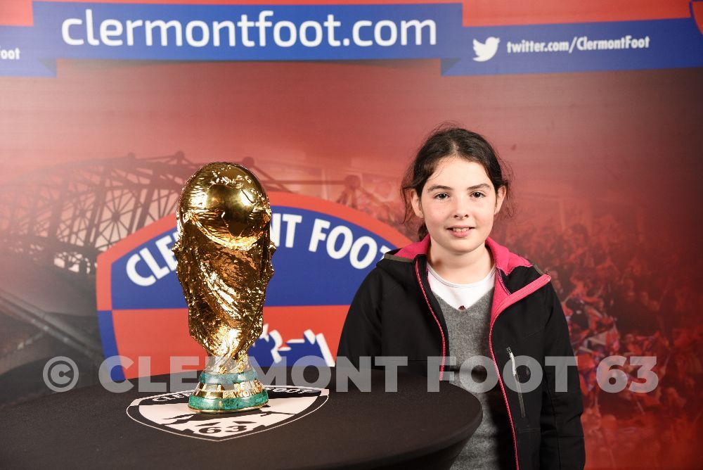 Vos photos avec la Coupe du Monde