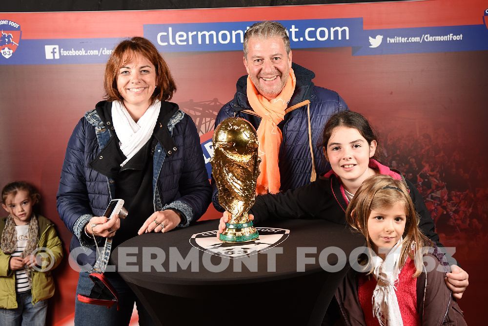 Vos photos avec la Coupe du Monde