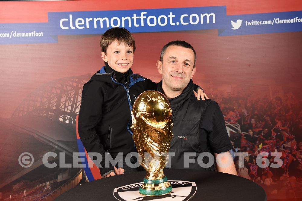 Vos photos avec la Coupe du Monde