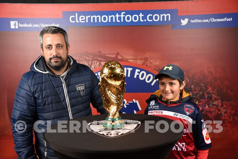 Vos photos avec la Coupe du Monde