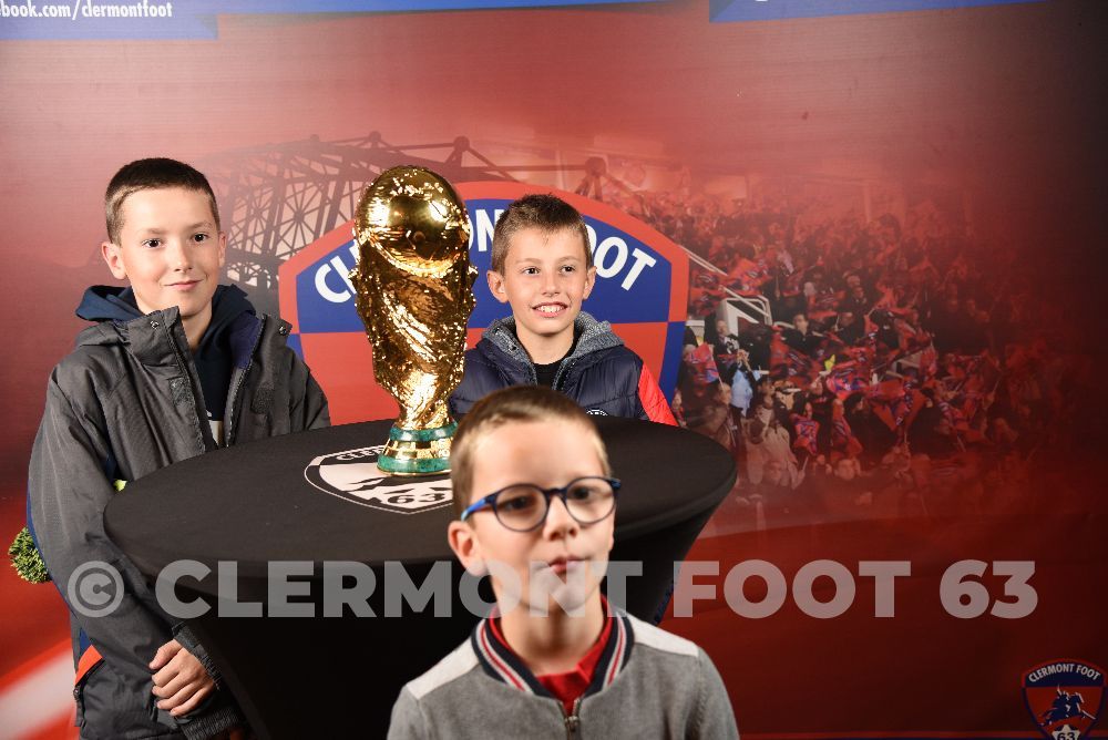 Vos photos avec la Coupe du Monde